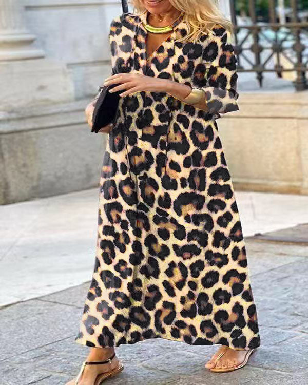 Damen Maxikleid im Hemdblusenstil mit Leopardenmuster, V-Ausschnitt und Dreiviertelärmeln – Valéora