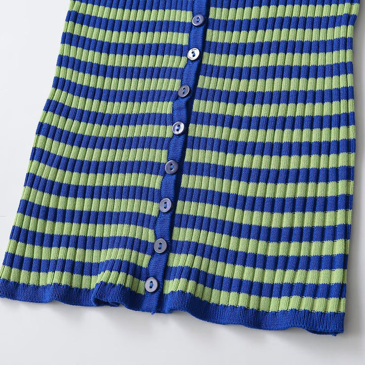 Damen Gerippte Kurzarm-Buttoncardigan mit tiefem Rundhals und figurbetonter Passform Echoarchiv