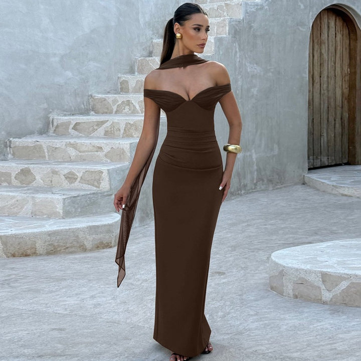 Damen Elegantes Abendkleid mit schulterfreier Drapierung Echo Archiv
