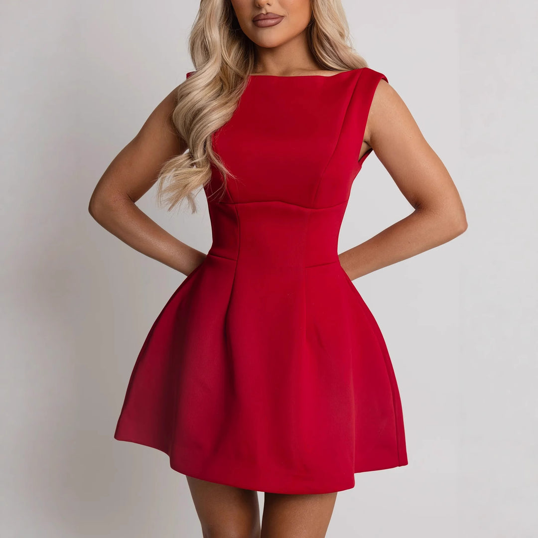 Damen Schickes Kurzkleid mit ausgestelltem Rock und elegantem Schnitt Echo Archiv