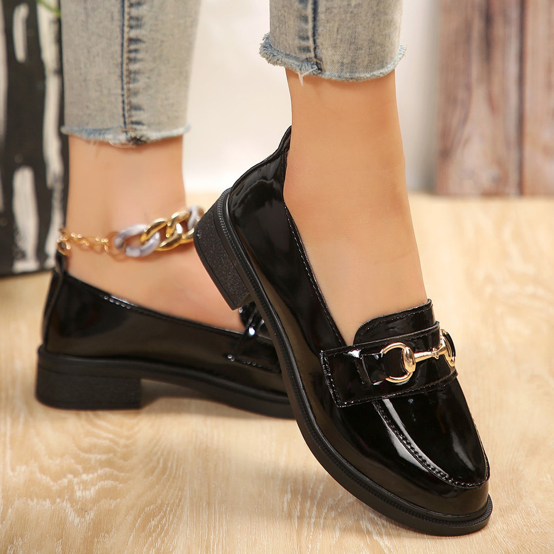 Damen Lackleder-Plateau-Loafer mit goldener Horsebit-Detail und niedrigem Blockabsatz Echo Archiv