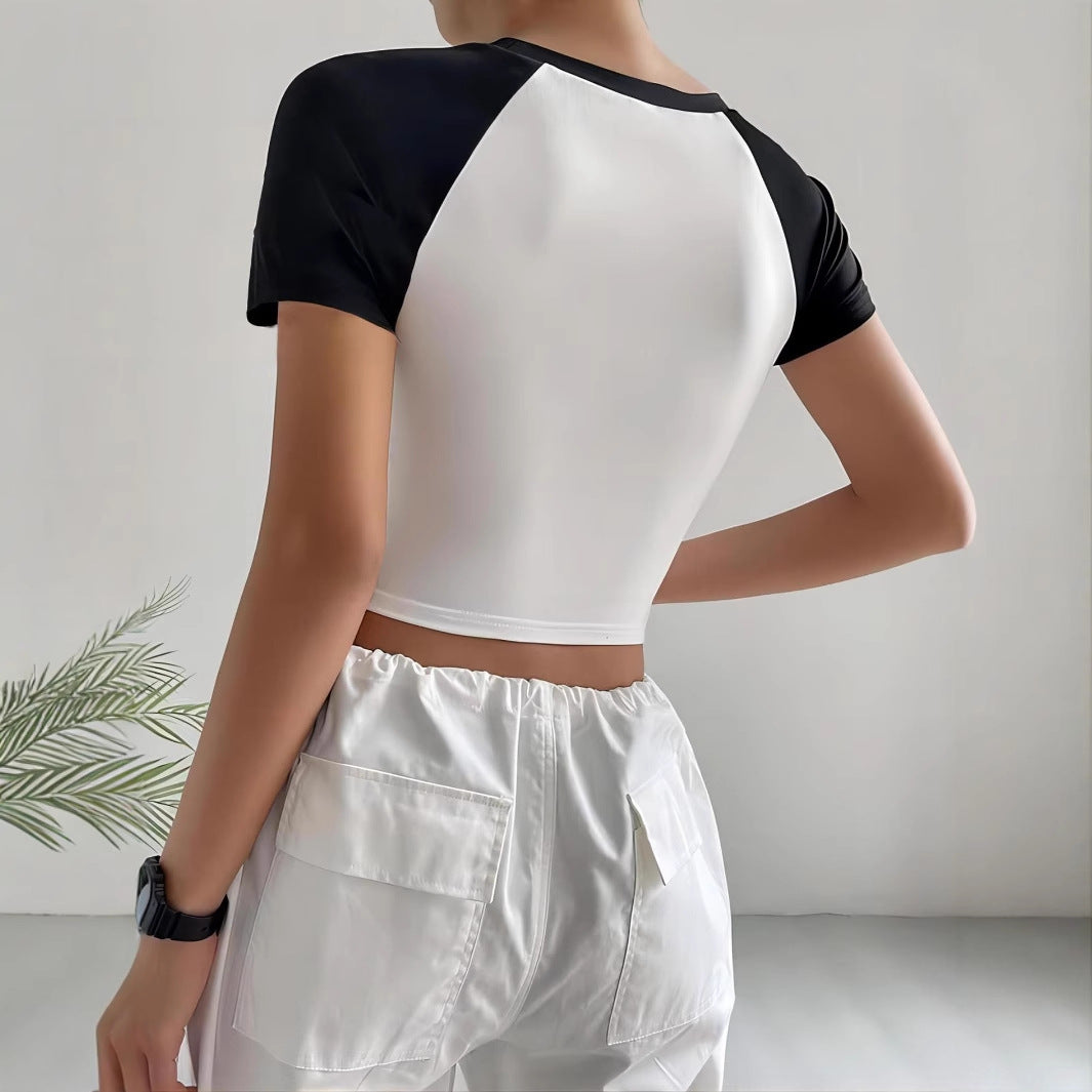 Damen Crop-T-Shirt mit stylischem Sternmotiv und bequemer Passform Echo Archiv