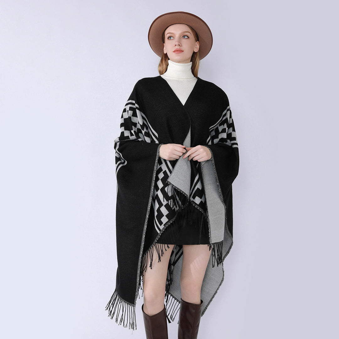 Damen Oversize-Cape mit geometrischem Jacquard, Fransensaum und Wendefunktion Echo Archiv