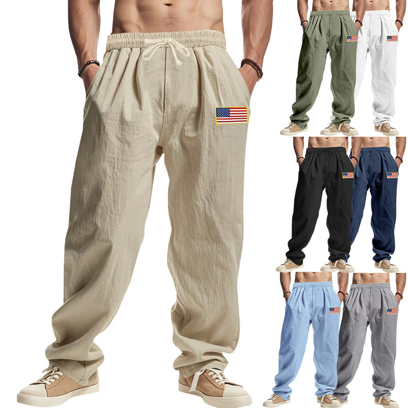 Herren Locker sitzende Freizeit-Hose im Leinen-Look mit elastischem Bund, Kordelzug & Flaggenpatch – Sorevano