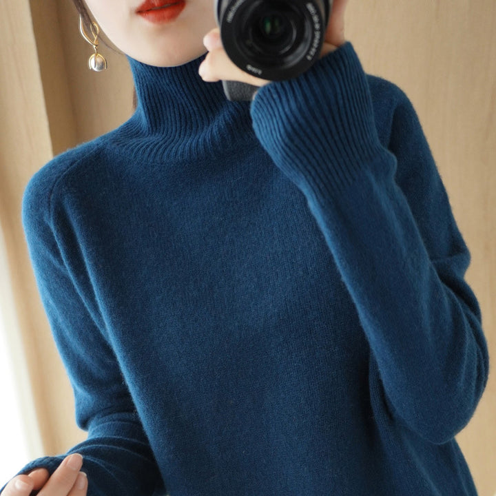 Damen Luxus-Feinstrick-Rollkragenpullover mit Daumenlochbündchen und femininer Schulterpasse Echoarchiv