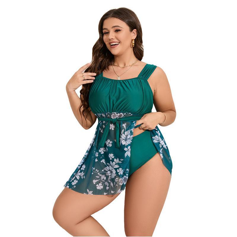 Damen Eleganter Strandkleid mit floralem Überwurf Echo Archiv