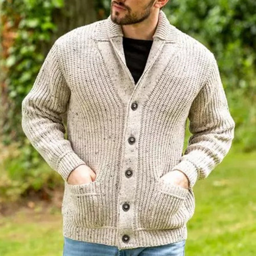 Herren Strickjacke mit modernem Schnitt und praktischen Taschen Echoarchiv