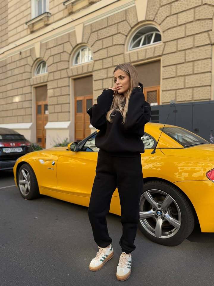 Damen Oversized-Fleece-Sweatset mit Kapuze und konisch zulaufender Jogginghose – Avérine