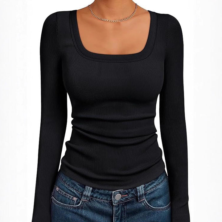 Damen Figurnahes Ripp-Langarmshirt mit weitem Carré-Ausschnitt und Stretch-Baumwollmix – Avérine