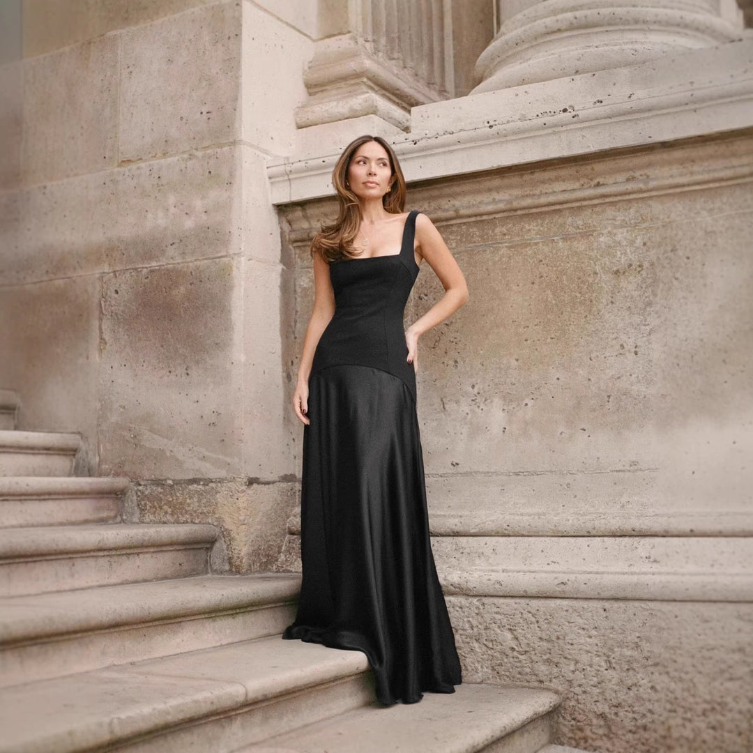 Damen Elegantes Maxikleid mit taillierter Passform und fließendem Rock Echo Archiv