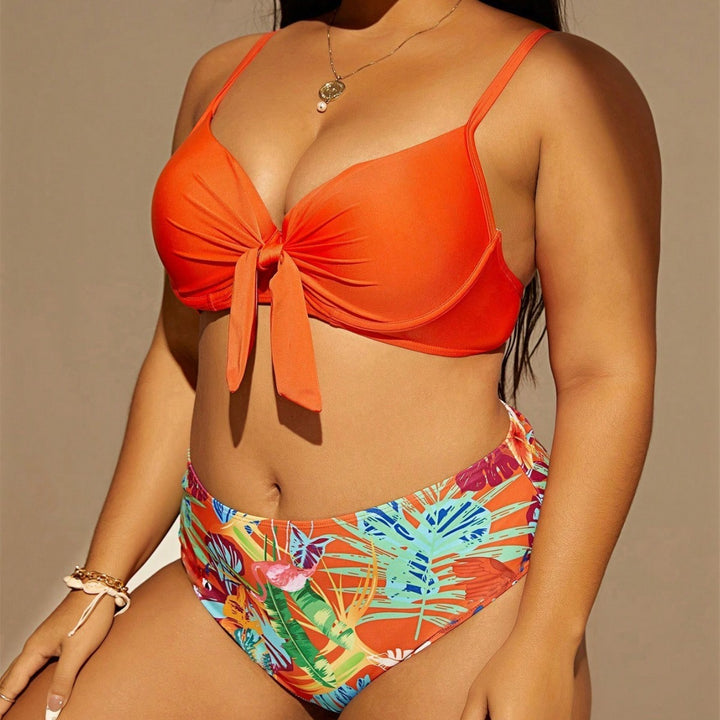Damen Bikini-Set mit floralem Knotendesign Echo Archiv