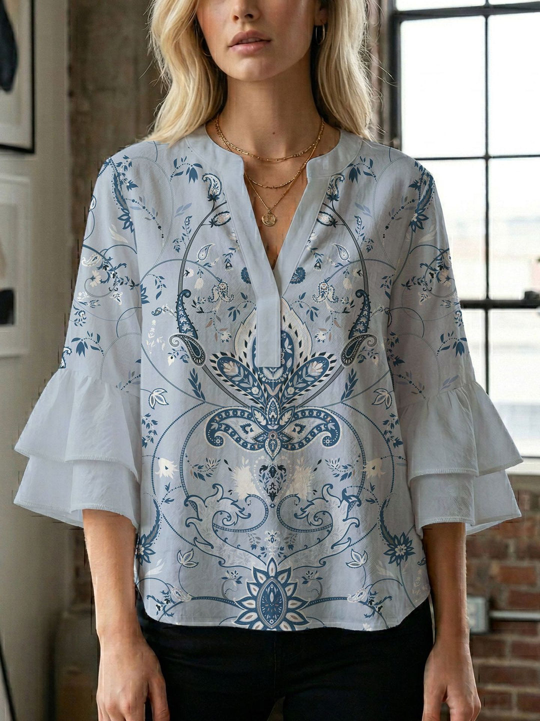 Damen Bluse mit wunderschönen floralem Design Echo Archiv