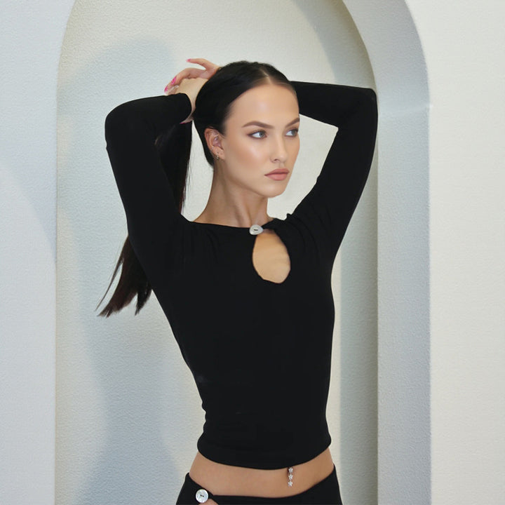 Damen Zweiteiliges figurbetontes Stretch-Set mit Langarm-Crop-Top und Hüft-Cut-out Rock – Avérine