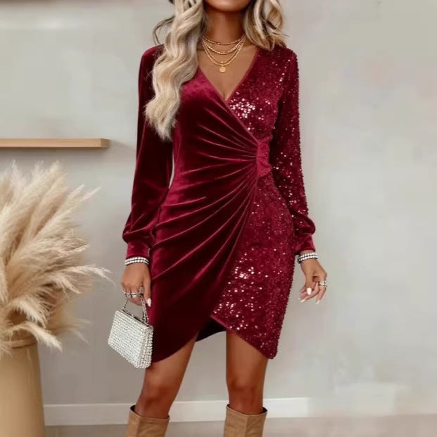 Damen Glamouröses Wickelkleid mit Pailletten und schimmernden Details Echo Archiv