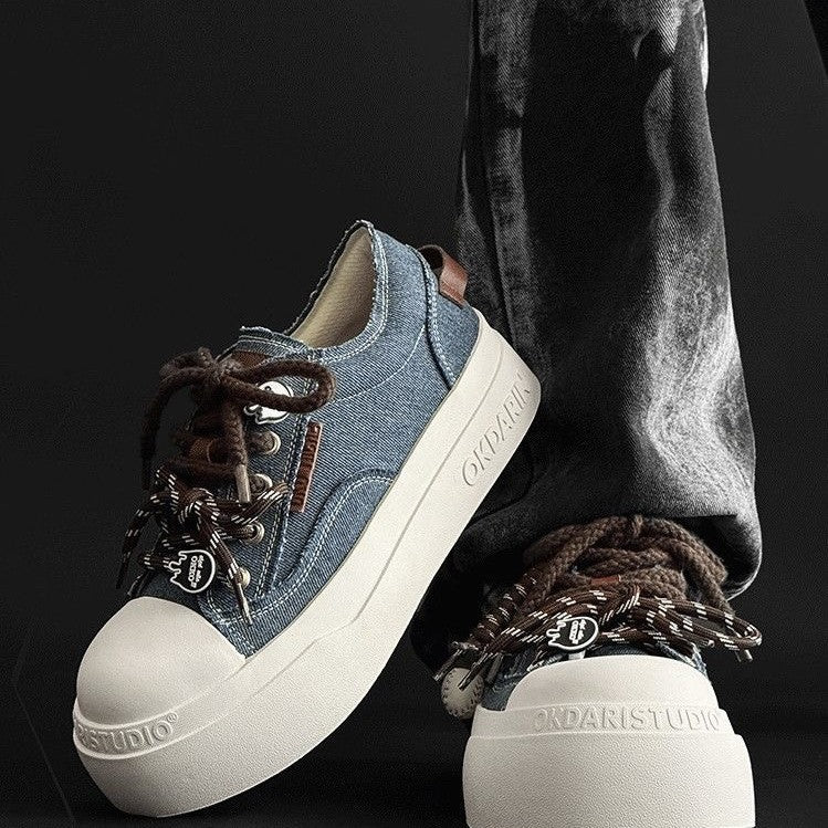 Damen Sneakers mit einem einzigartigen Schnürsystem und dämpfender Gummisohle Echo Archiv