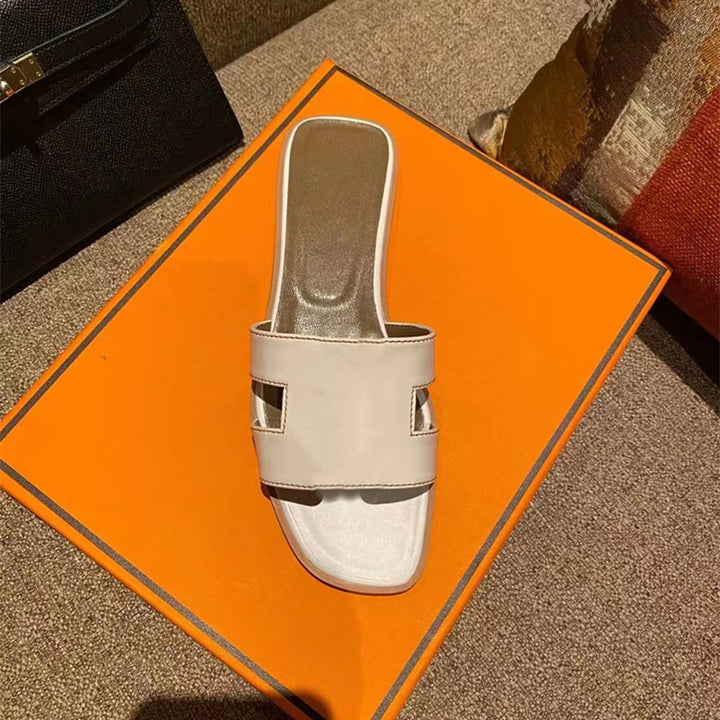 Echoarchiv | Elegante Luxussandalen Mit Ergonomischem Halt