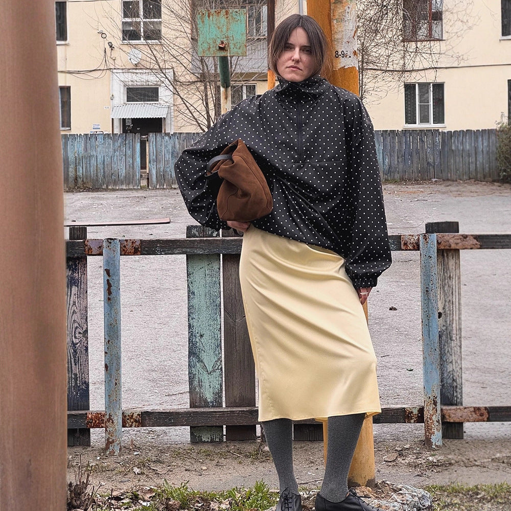 Damen Gepunkteter leichter Windbreaker-Anorak mit Stehkragen und halbem Reißverschluss Echoarchiv
