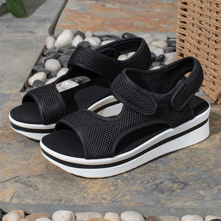Damen Keil-Sandalen mit atmungsaktivem Mesh und verstellbaren Klettverschlüssen – Sorelia