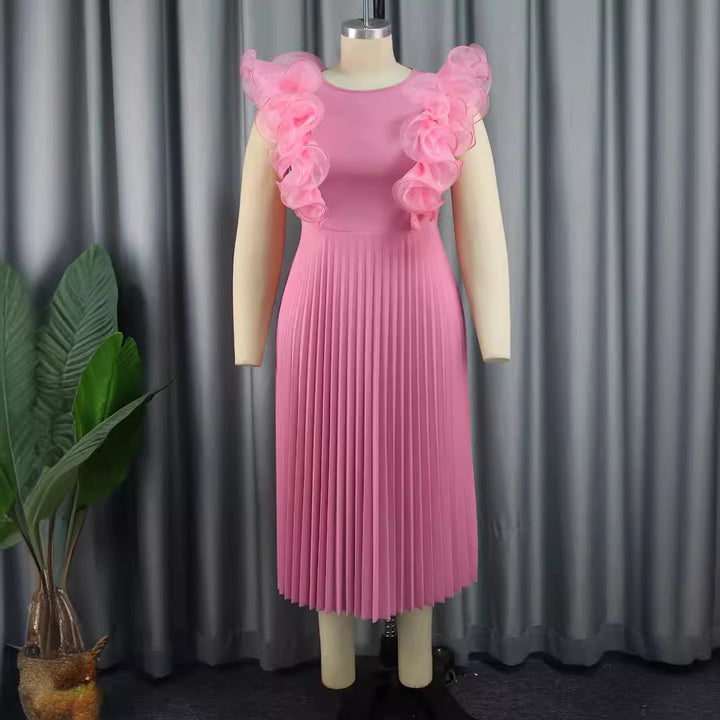 Damen Plissee Kleid mit voluminösen Rüschendetails Echo Archiv