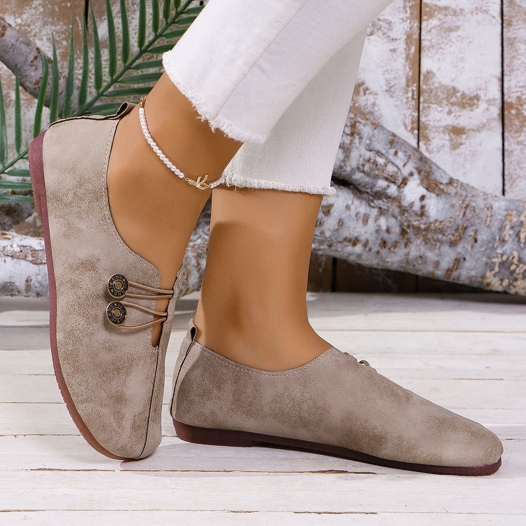 Damen nan bequeme flache Slipper Vintageoptik mit Zierknöpfen und elastischer Schnürung Echo Archiv