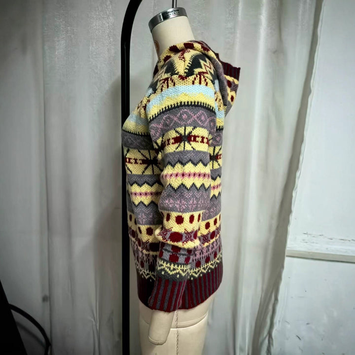 Damen nan oversized Strickkapuzenpullover mit Norwegermuster, gefütterter Kapuze und gerippten Bündchen Echo Archiv