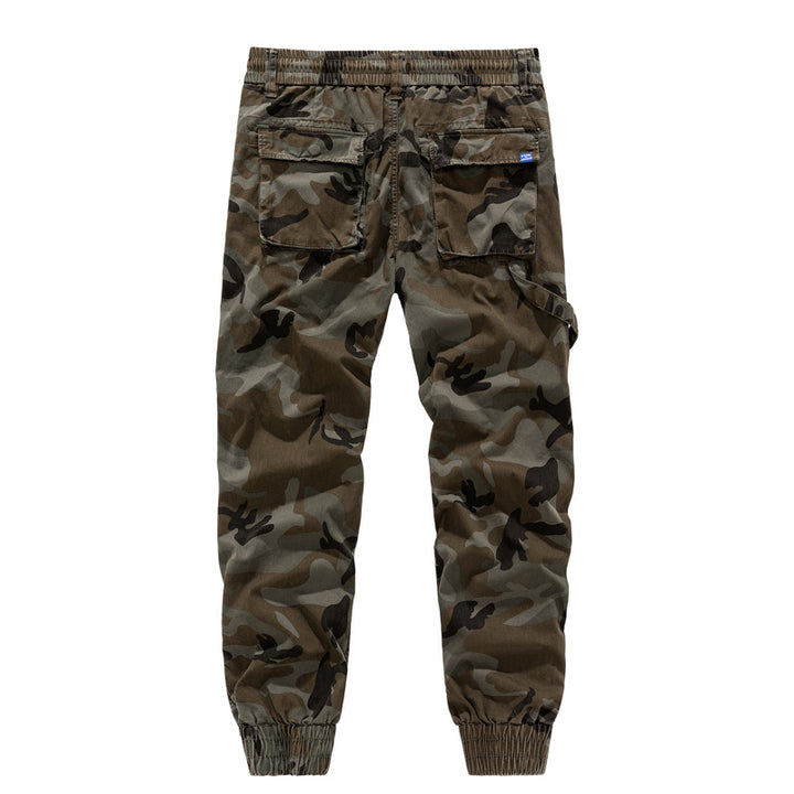 Herren Cargohose im lässigen Camouflage-Design mit elastischem Bund und zahlreichen Taschen Echoarchiv