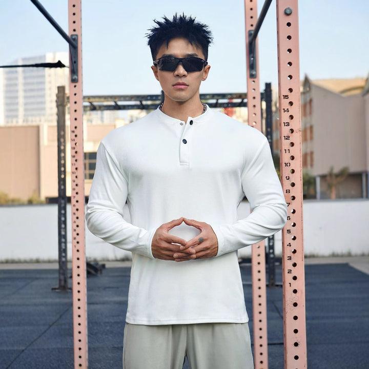 Herren Langarm Henley-Shirt aus atmungsaktivem Material mit knöpfbarem Ausschnitt Echoarchiv