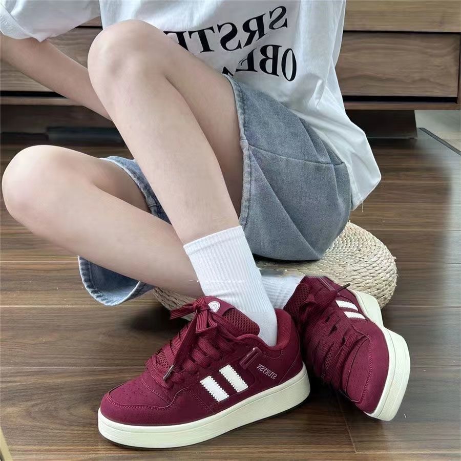 Damen Sneakers im urbanen Retro-Stil mit gepolsterter Innensohle und rutschfester Laufsohle Echo Archiv