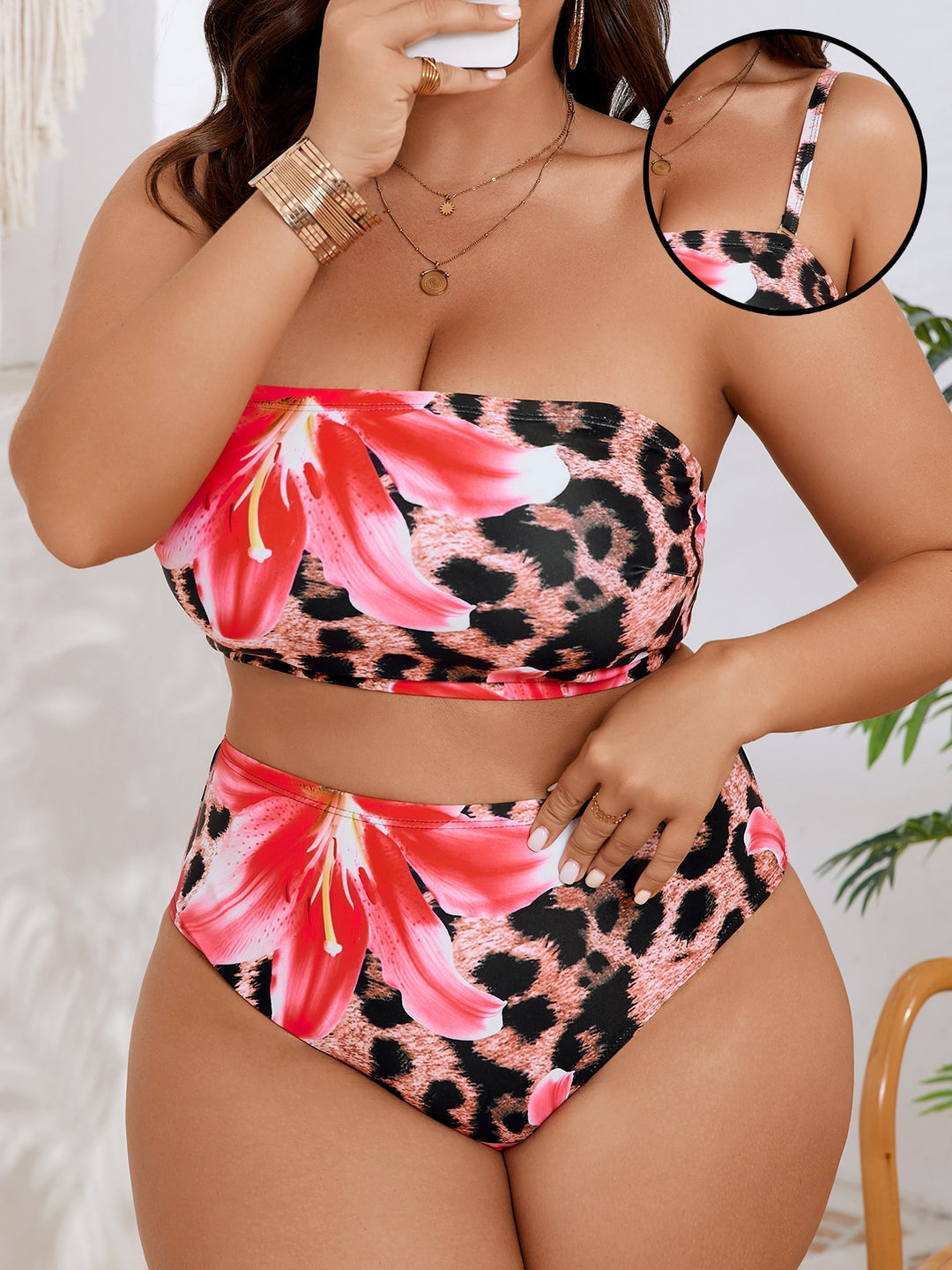 Damen Bandeau-Bikini mit floralem und tierischem Muster Echo Archiv