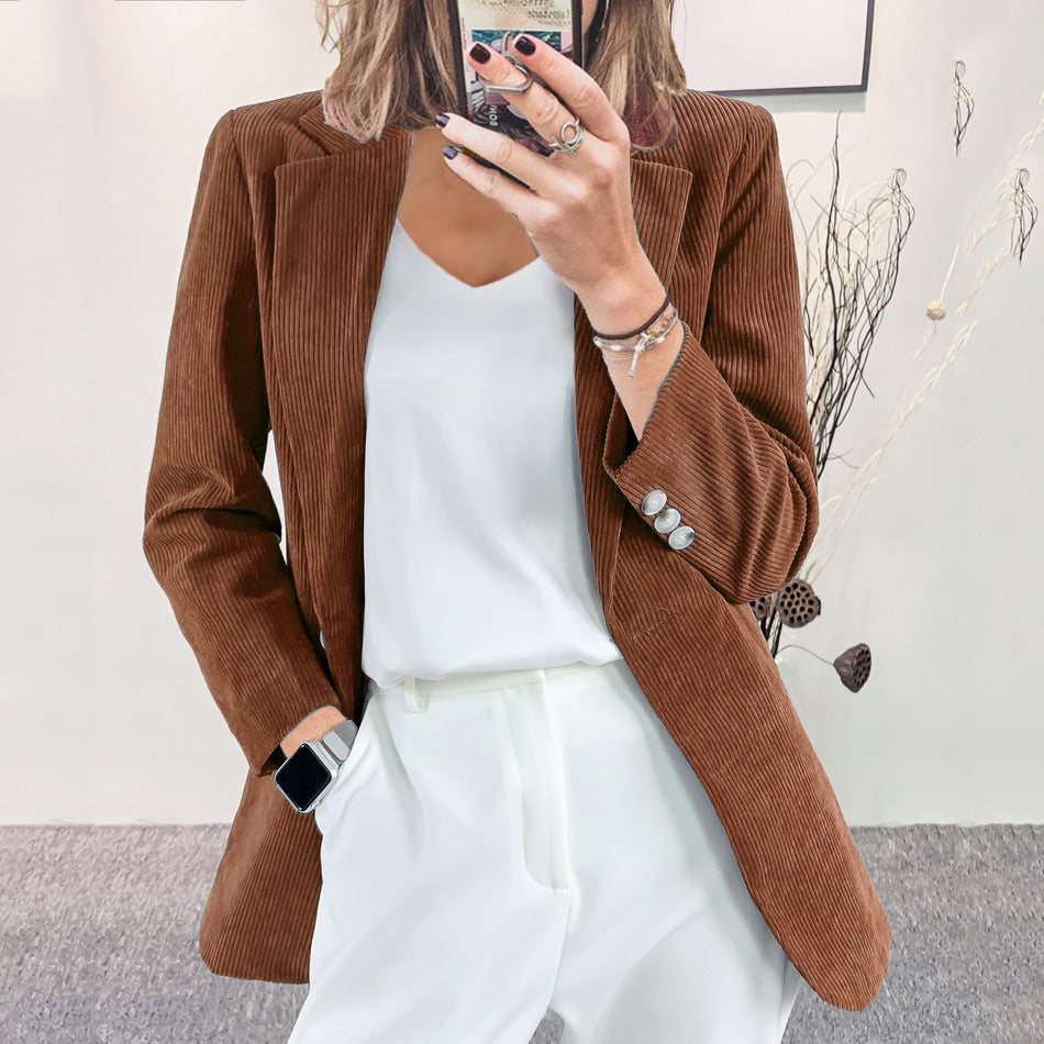 Damen Cordblazer im Oversized-Schnitt mit Revers und Schmuckknöpfen Echoarchiv