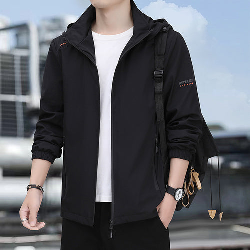 Herren leichte Softshell-Kapuzenjacke mit winddichter Membran, Reißverschluss‑Taschen und elastischen Bündchen Echoarchiv