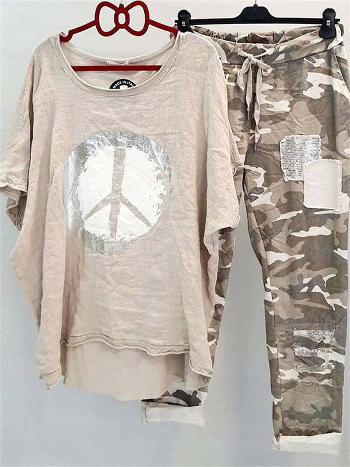 Damen nan lässiges Freizeit-Zweiteiler mit weit geschnittenem Leinenoptik-Shirt, Peace-Symbol und Camouflage-Jogpant mit Patchdetails Echo Archiv