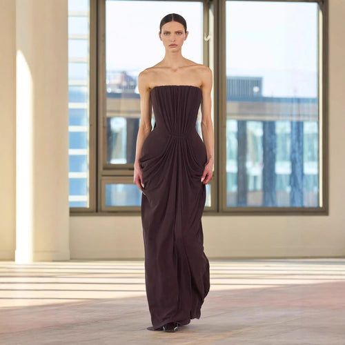 Damen Elegantes Maxikleid mit raffinierten Drapierungen Echo Archiv