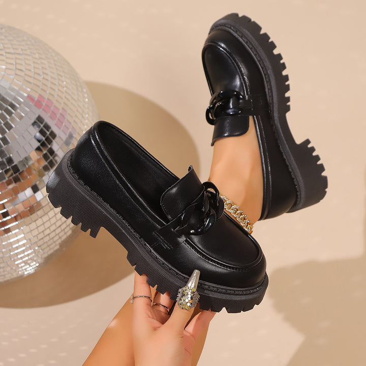 Damen Klobige Plateau‑Loafer mit grober Profilsohle und gepolstertem Schaft Echoarchiv