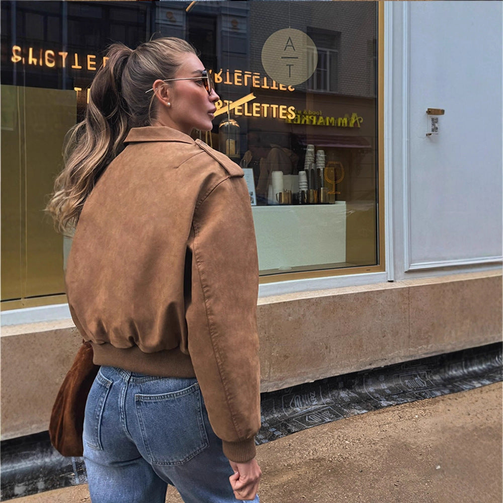 Damen Kurz geschnittene Bomberjacke aus Velourslederoptik mit Rippbündchen Echoarchiv