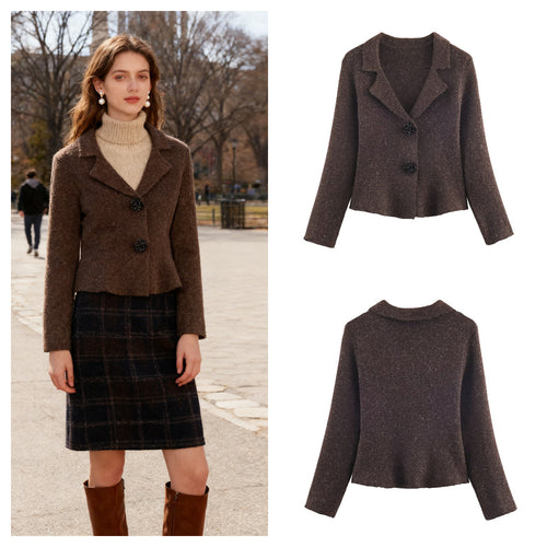 Damen Kurze taillierte Wolloptik-Jacke mit Reverskragen und Zierblütenknöpfen Echo Archiv