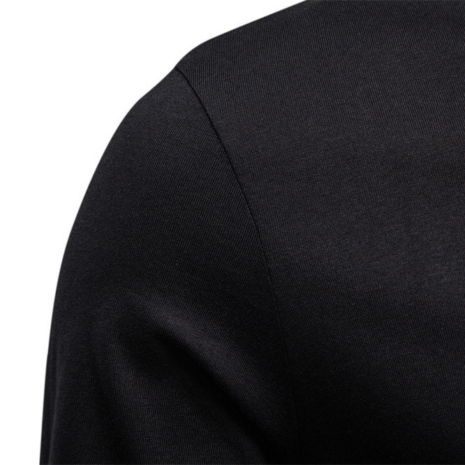 Herren nan tailliertes Langarmshirt im Henley-Stil mit kurzem V-Ausschnitt, Zierknöpfen und Brustleistentasche Echo Archiv