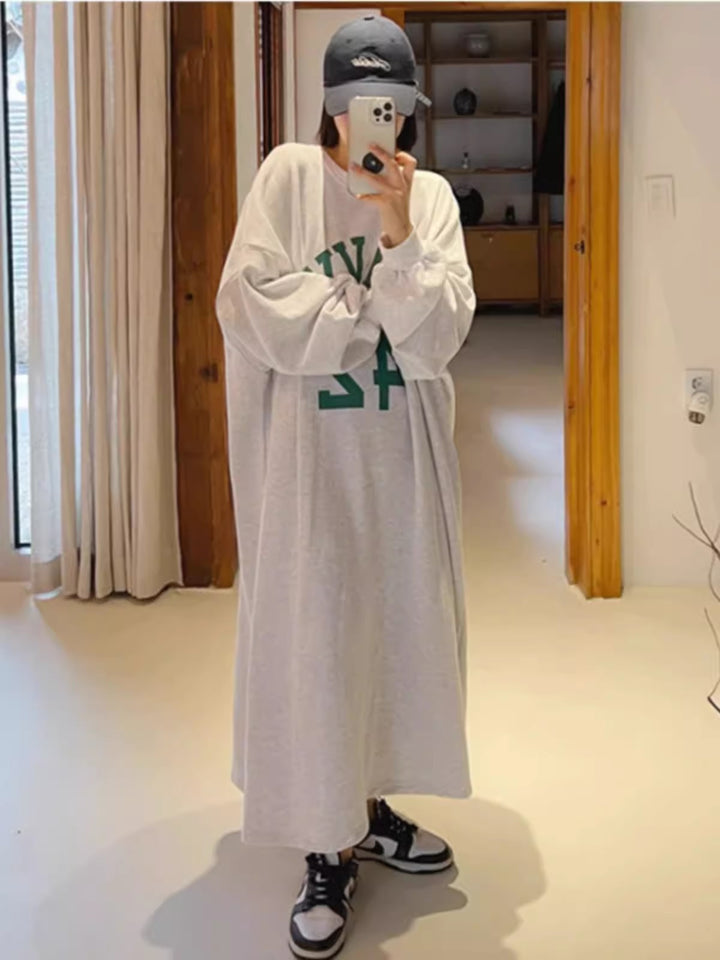 Damen Langes Oversize Hoodie‑Sweatkleid im College‑Look mit Raglanärmeln – Auréline