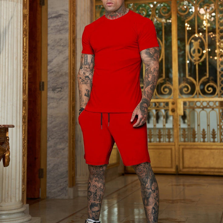 Herren sportliches T-Shirt und Shorts Set Echoarchiv