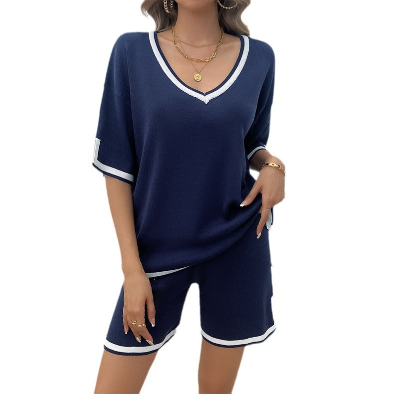 Damen Lässiges Sommer Ensemble mit kurzem Oberteil und bequemen Shorts Echo Archiv