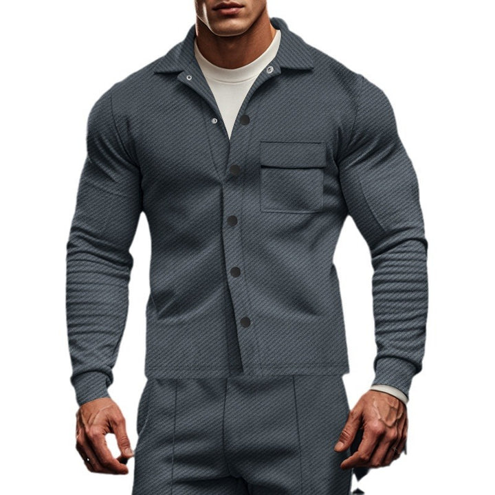 Herren Herrenjacke aus angenehmem Stoff mit modernen Knopfdetails und Brusttasche Echoarchiv