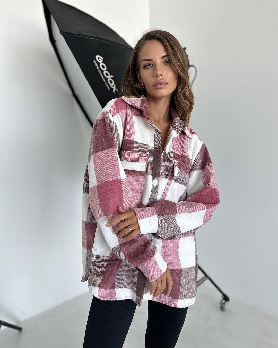 Damen Karierter Overshirt im Shacket-Stil mit Saumtaschen und Knopfverschluss Echoarchiv
