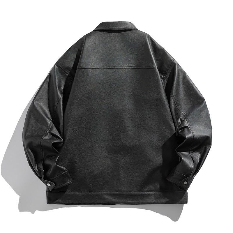 Unisex Boxy Kunstleder-Blousonjacke mit Hemdkragen, diagonalem Brustreißverschluss und Druckknopf-Saum Echo Archiv