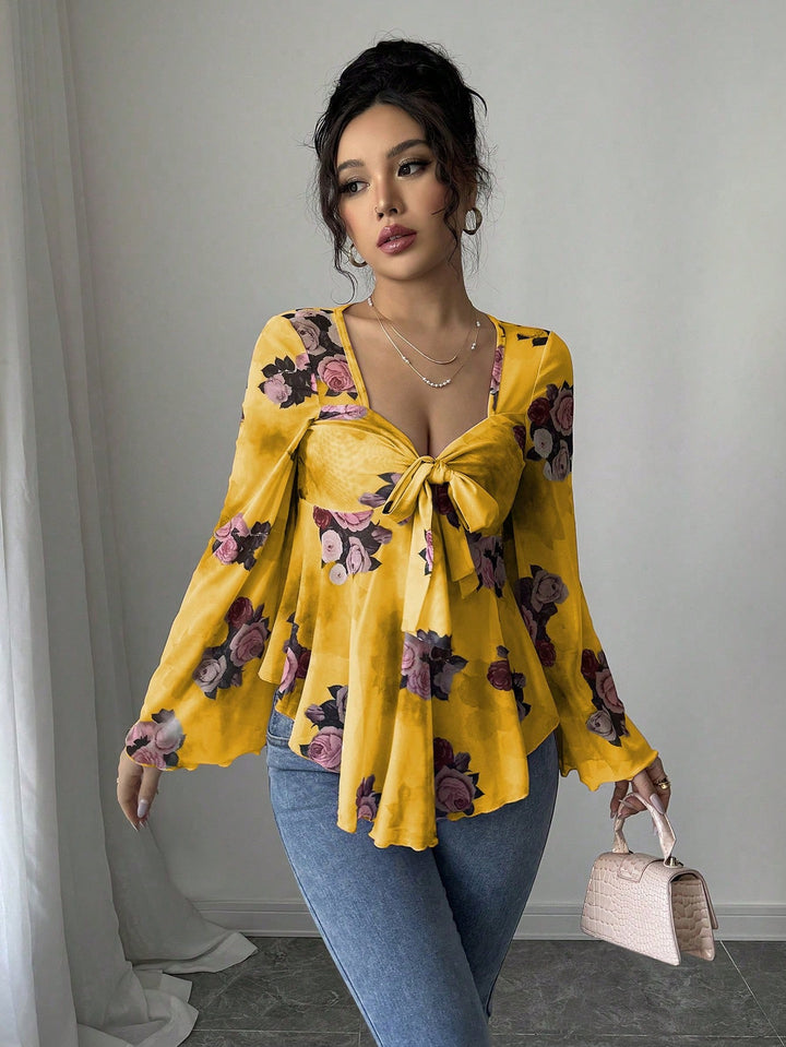 Damen Transparente Chiffon-Babydoll-Bluse mit Knotenfront und floralem Allover-Print Echo Archiv