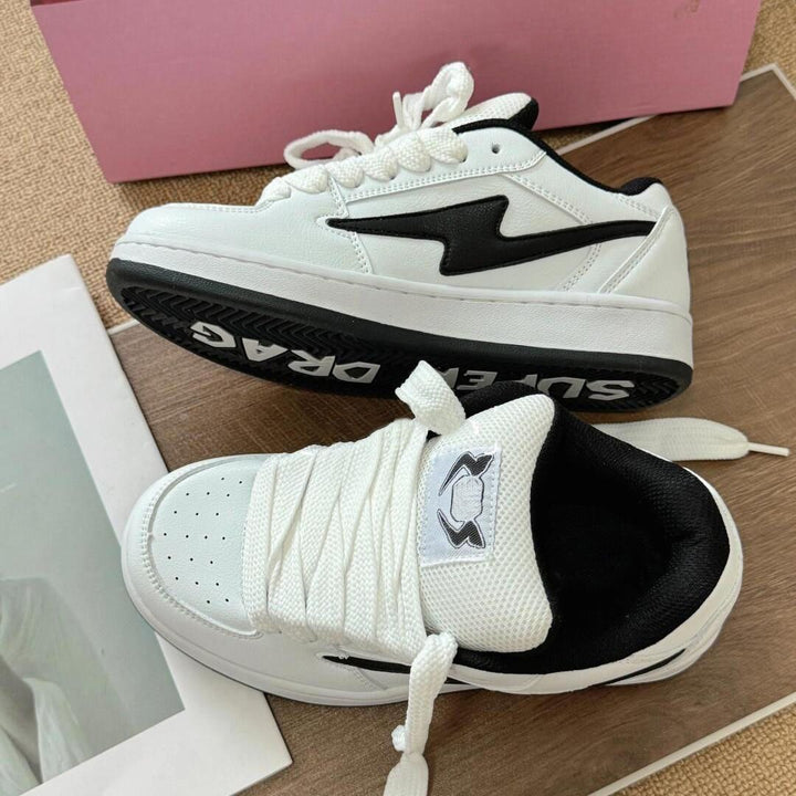 Damen Sportliche Sneakers mit atmungsaktivem Obermaterial und rutschfester Sohle Echo Archiv