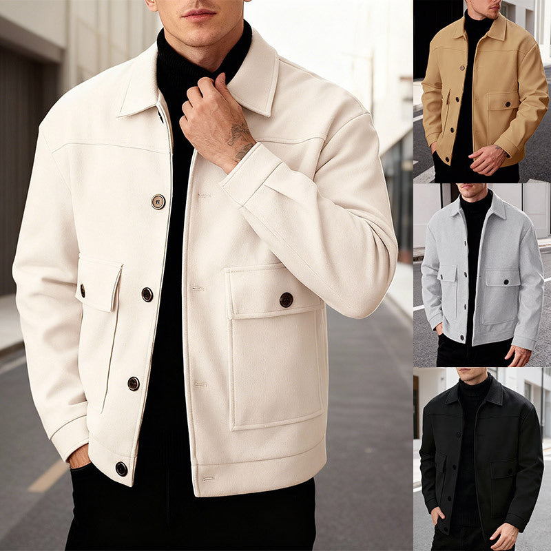 Herren nan kurze Woll-Feldjacke mit Hemdkragen aufgesetzten Pattentaschen und klarer Silhouette Echo Archiv
