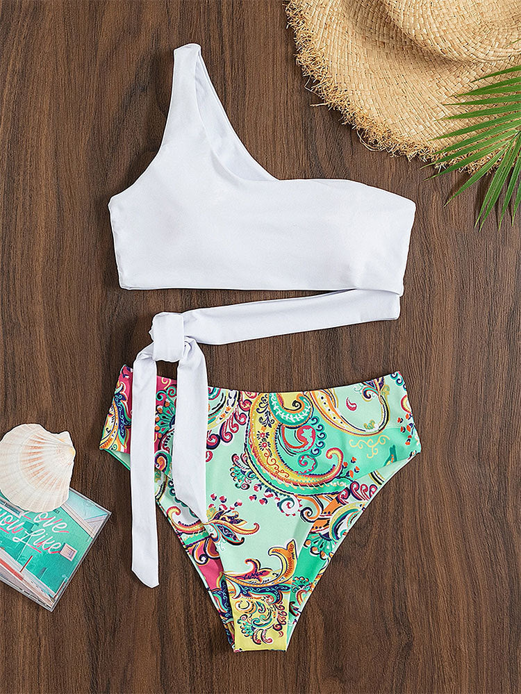 Damen Zweiteiliges Bikini-Set mit asymmetrischem Oberteil und stilvollem Wickel-Design Echo Archiv