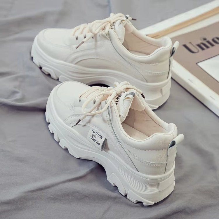 Damen Chunky Sneakers mit rutschfester Sohle und atmungsaktivem Obermaterial Echo Archiv