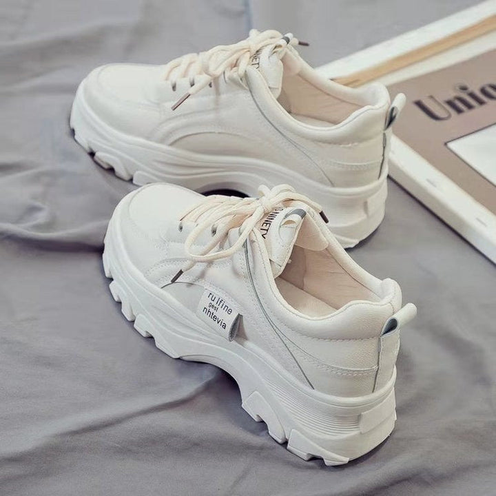 Damen Chunky Sneakers mit rutschfester Sohle und atmungsaktivem Obermaterial Echo Archiv