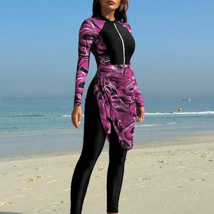 Damen Sportlicher Badeanzug mit elegantem Wickelrock Echo Archiv